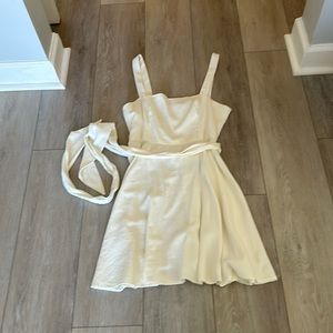 BCBGeneration Size 4 Off White Dress